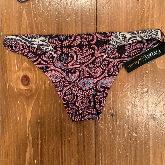NWT Gypsy 05 bikini - Picture 4 of 6